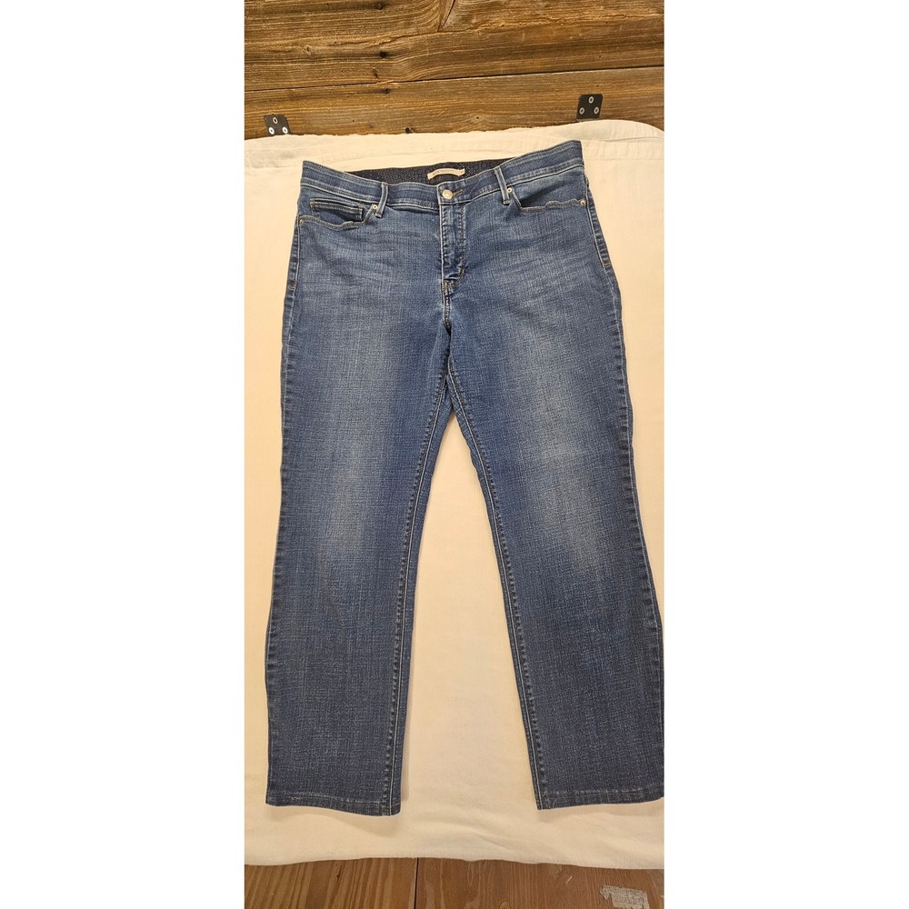 Levis 525 Perfect Waist Straight Leg Blue Jeans Womens Size 18 Medium Wash